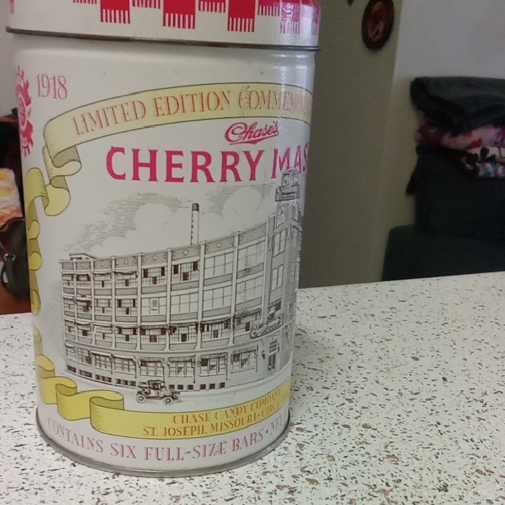 Chase Cherry Mash Limited Edition Tin
